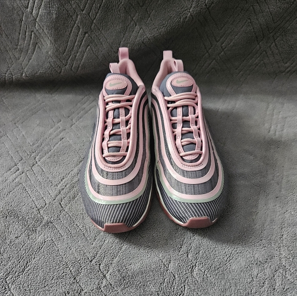 Nike Air Max 97 Ultra Shoes Girls Sz 7Y Pink Black Athletic Sneakers. - Picture 4 of 9